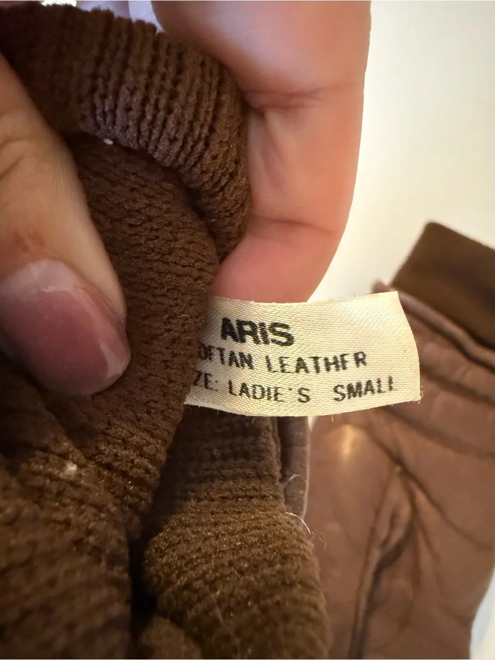 Vintage Aris Ski Gloves Soft Leather Mittens Womens small Outdoor Winter Brown